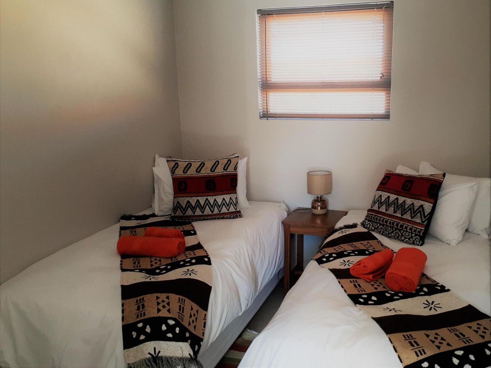 Eden Chalets Windhoek Room photo