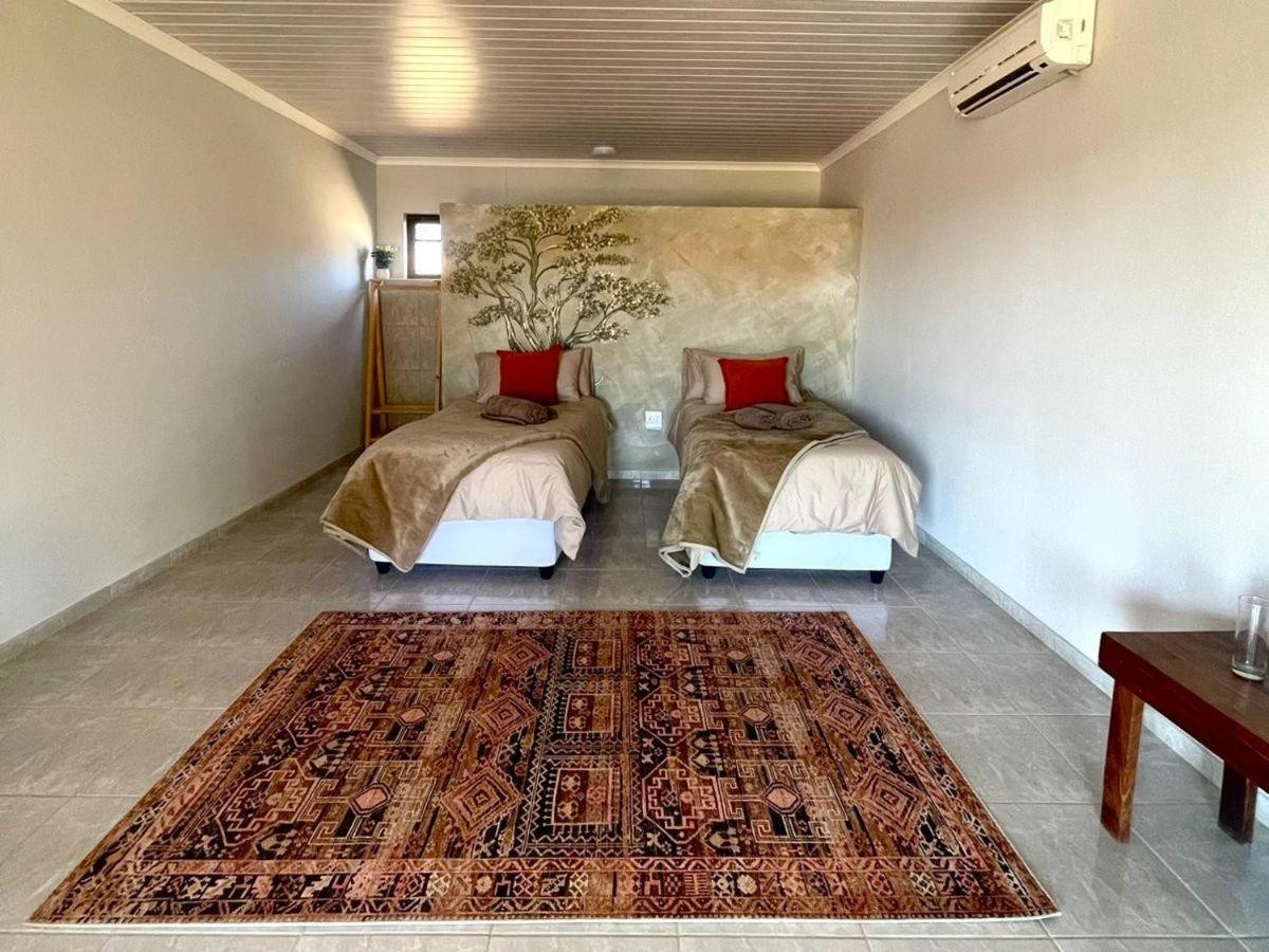 Eden Chalets Windhoek Room photo