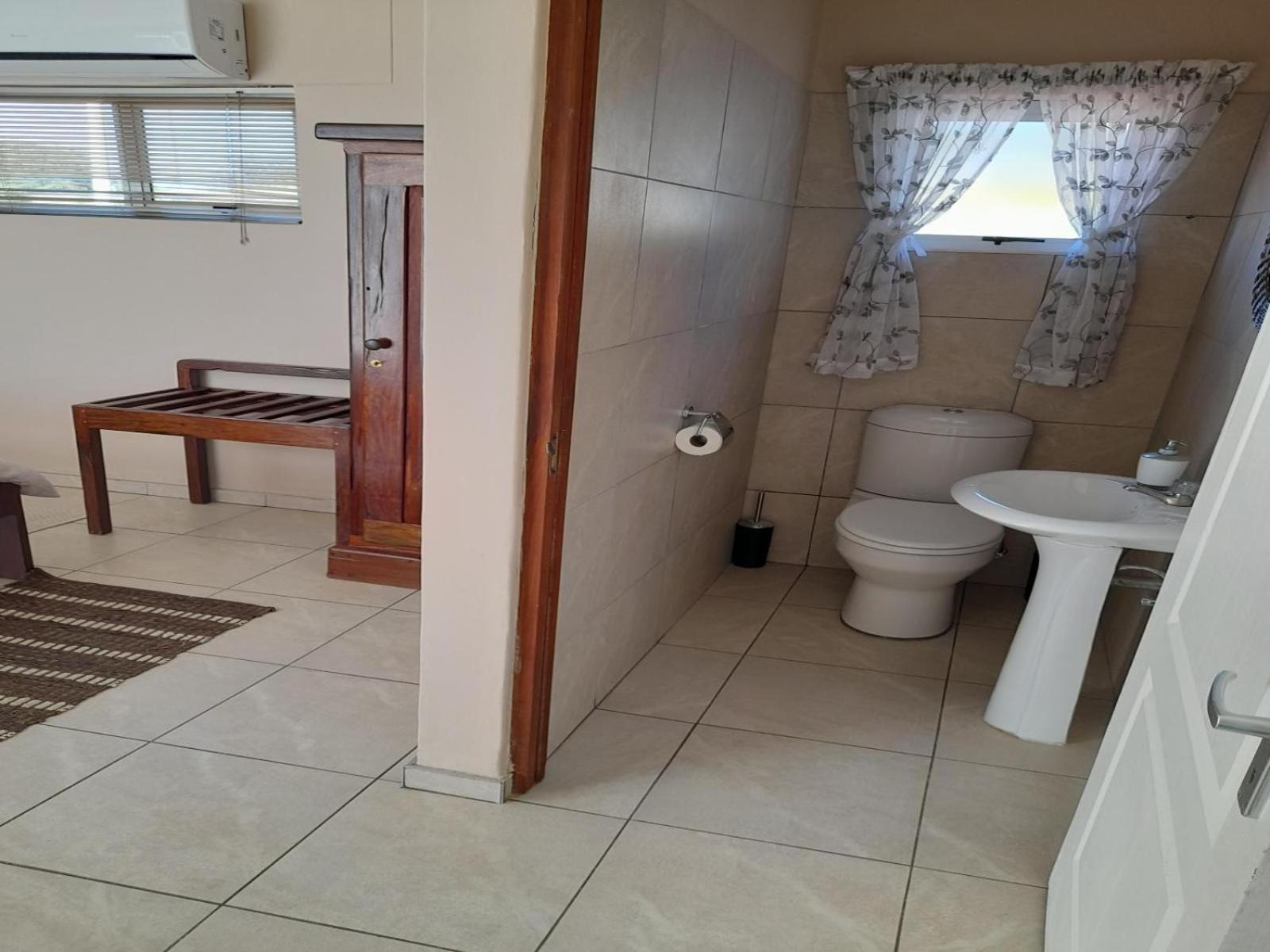 Eden Chalets Windhoek Room photo