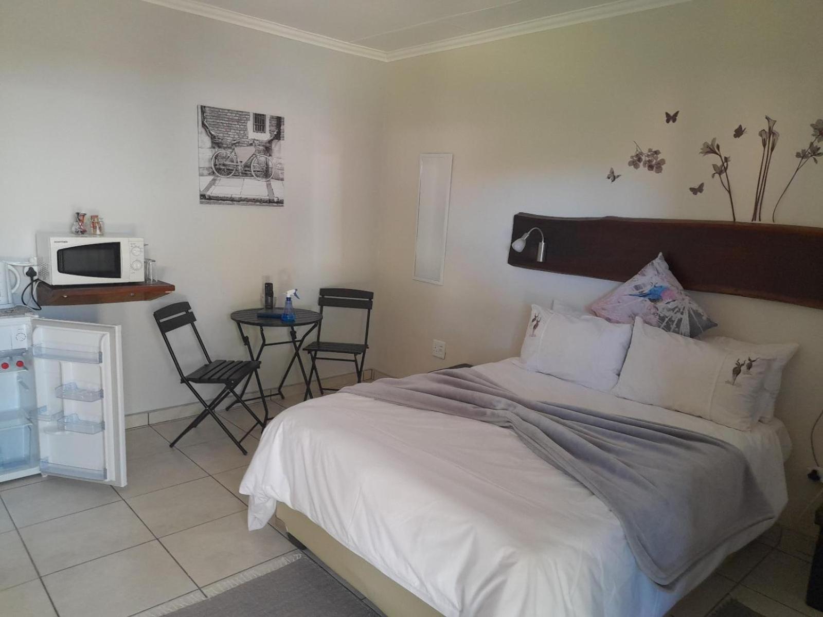 Eden Chalets Windhoek Room photo